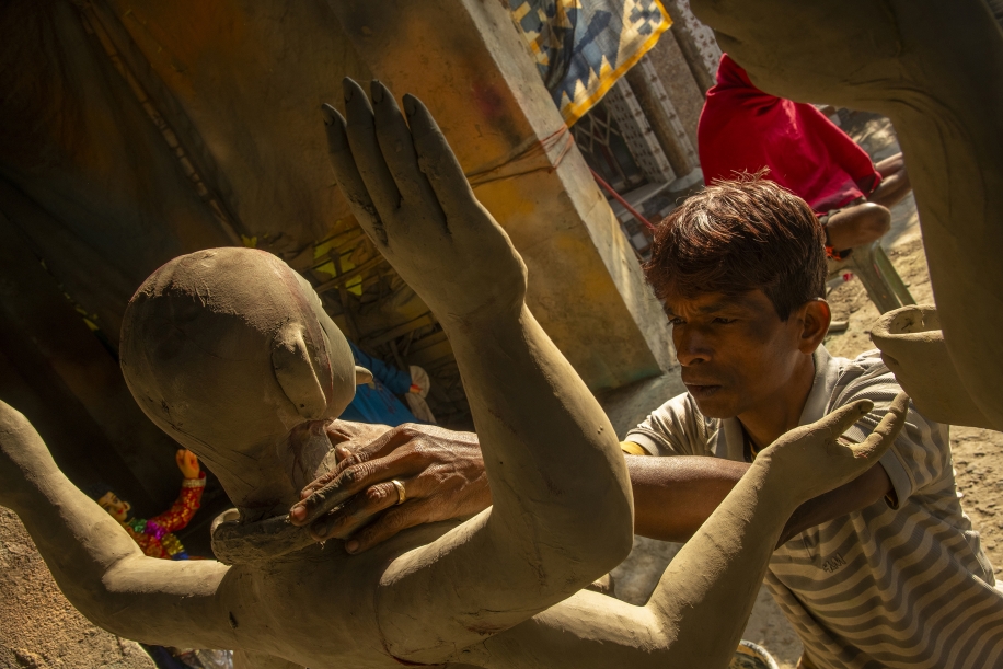 Between Flesh and Clay